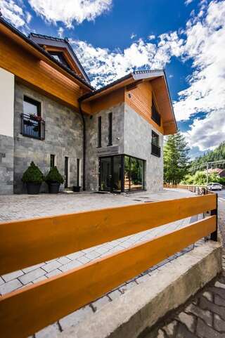 Отели типа «постель и завтрак» Apartamenty Eskapada Корбелюв-6